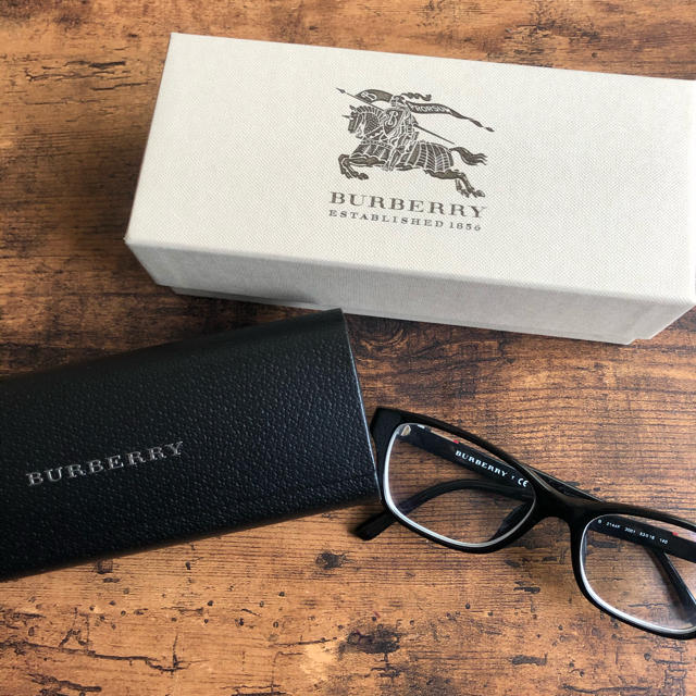 BURBERRY(バーバリー)のBURBERRYメガネ レディースのファッション小物(サングラス/メガネ)の商品写真