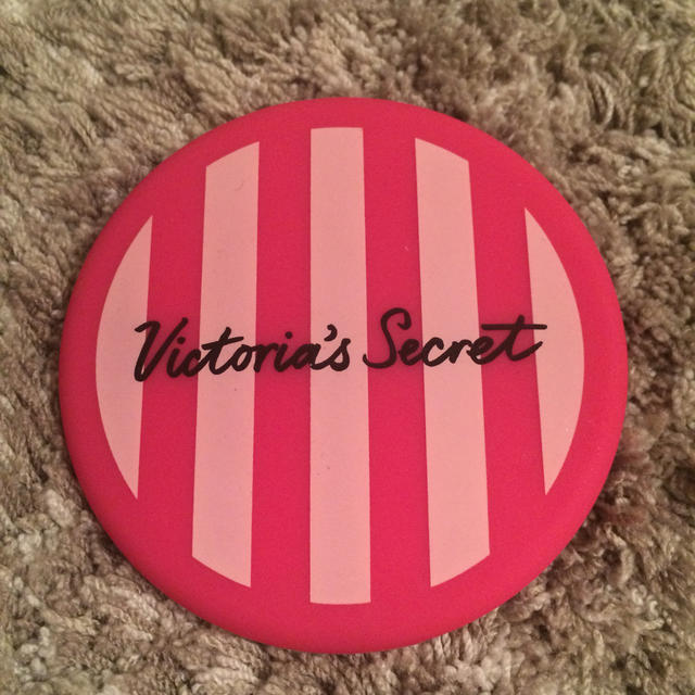 Victoria's Secret(ヴィクトリアズシークレット)のVictoria's Secretミラー コスメ/美容のコスメ/美容 その他(その他)の商品写真