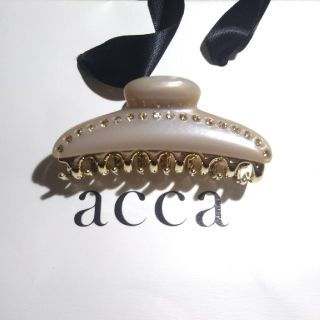 acca - acca ティアラクイーン ベージュ 中の通販 by ななん's shop ...