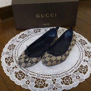 グッチ(Gucci)のGUCCI      ローヒールパンプス(ローファー/革靴)