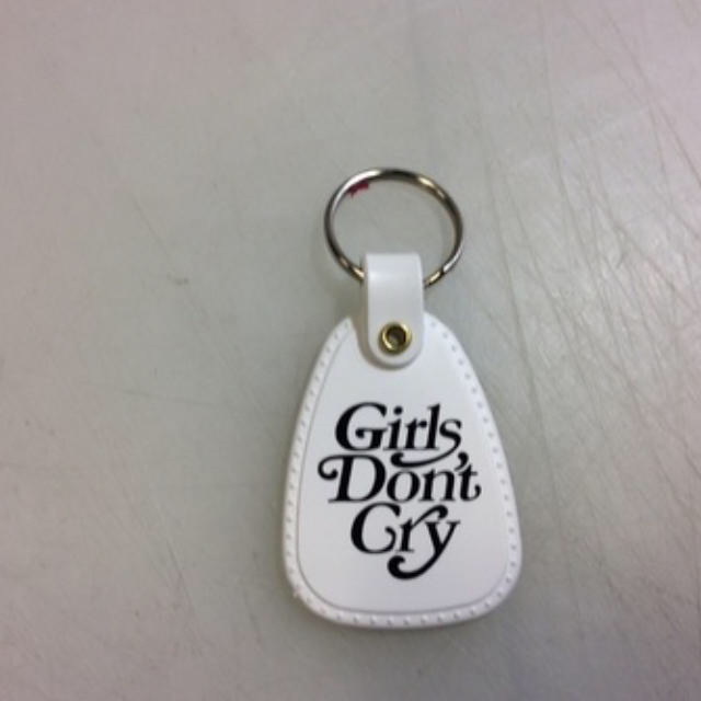 GDC(ジーディーシー)のgirls don't cry hooded パーカー　gdc メンズのトップス(パーカー)の商品写真