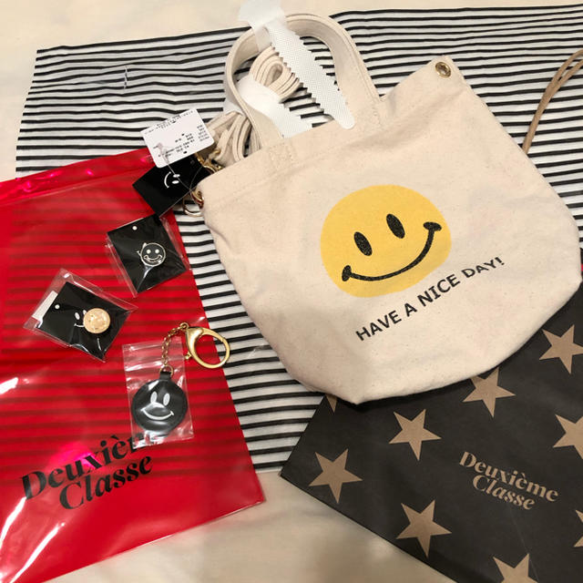 バッグSMILEY FACE SMILE BAG.PINBADGE 他 4点セット