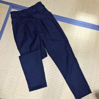 アーバンリサーチ(URBAN RESEARCH)のurban research パンツ(クロップドパンツ)