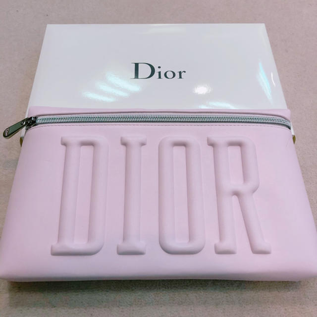 Christian Dior(クリスチャンディオール)の★新品★Dior 非売品 化粧ポーチ レディースのファッション小物(ポーチ)の商品写真