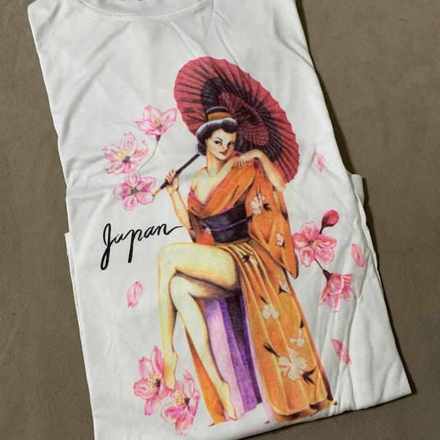 G.V.G.V.(ジーヴィジーヴィ)の【即決値下げ可】Perfumeのっち着用 芸者Tシャツ レディースのトップス(シャツ/ブラウス(長袖/七分))の商品写真