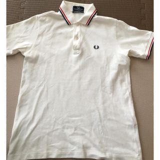 フレッドペリー(FRED PERRY)のフレッドペリー　ポロシャツ　メンズ　白　Mサイズ(ポロシャツ)