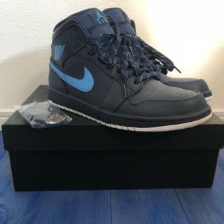 ナイキ(NIKE)のNIKE AIR JORDAN1 MID (スニーカー)