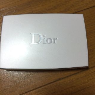 クリスチャンディオール(Christian Dior)のディオールファンデ スノーホワイト(ファンデーション)