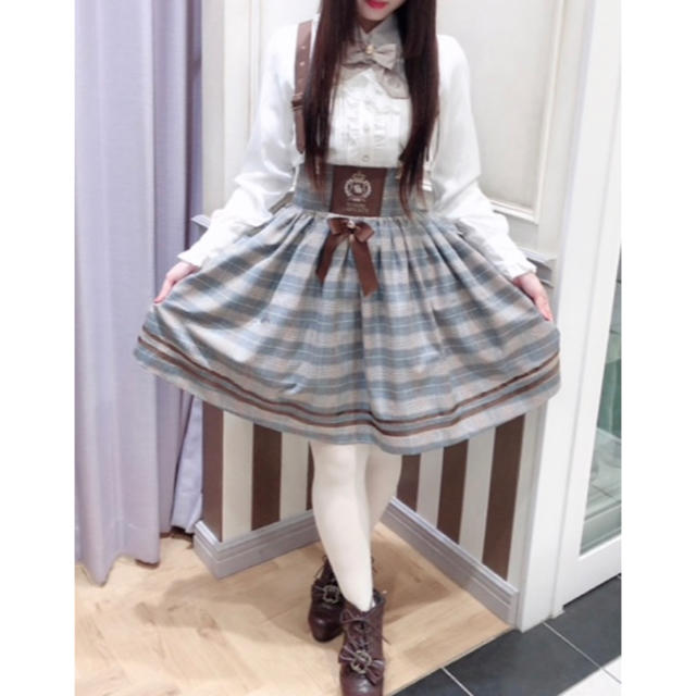 Amavel(アマベル)の完売品！Amavel チェック配色エンブレム刺繍スカート レディースのスカート(ひざ丈スカート)の商品写真