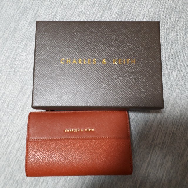 Charles and Keith(チャールズアンドキース)のチャールズアンドキース　財布 レディースのファッション小物(財布)の商品写真