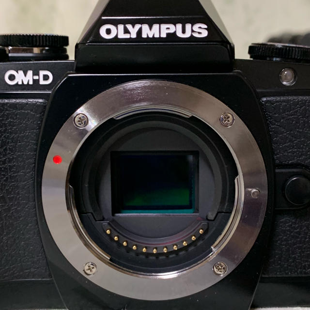 OLYMPUS  OM-D E-M10 ブラック