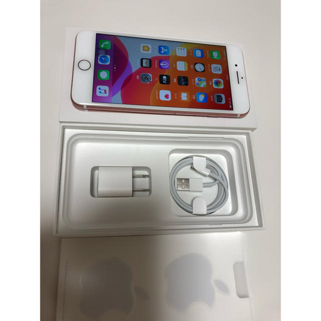 iPhone(アイフォーン)のiPhone7Plus Rose Gold 32 GB simフリー  スマホ/家電/カメラのスマートフォン/携帯電話(スマートフォン本体)の商品写真