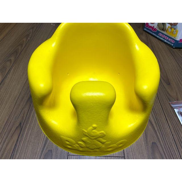 Bumbo(バンボ)のバンボ ベビーソファ イエロー ベルト付き キッズ/ベビー/マタニティの寝具/家具(その他)の商品写真