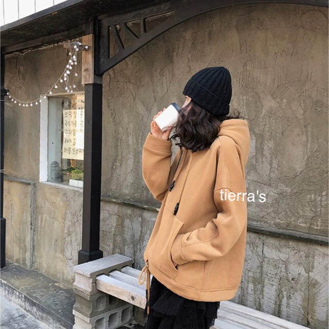 ZARA(ザラ)のimport❁︎裏起毛 ゆったり フード スウェットパーカー BE レディースのトップス(パーカー)の商品写真