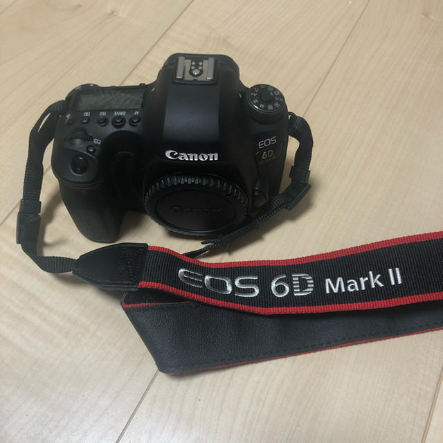 カメラcanon フルサイズ　一眼レフ　6D mark2  markII