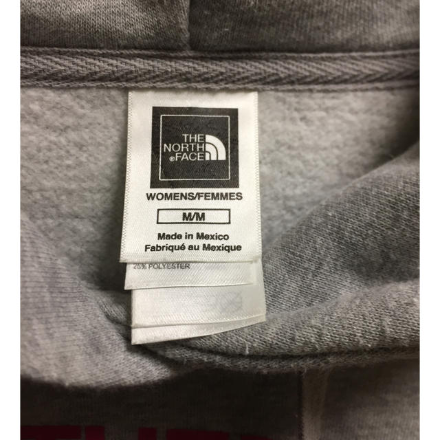 THE NORTH FACE(ザノースフェイス)の専用になります。  ザノースフェイス    パーカー レディースのトップス(パーカー)の商品写真