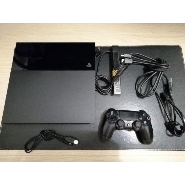 SONY(ソニー)のPS4 本体（CUH-1000A）+ カメラ エンタメ/ホビーのゲームソフト/ゲーム機本体(家庭用ゲーム機本体)の商品写真