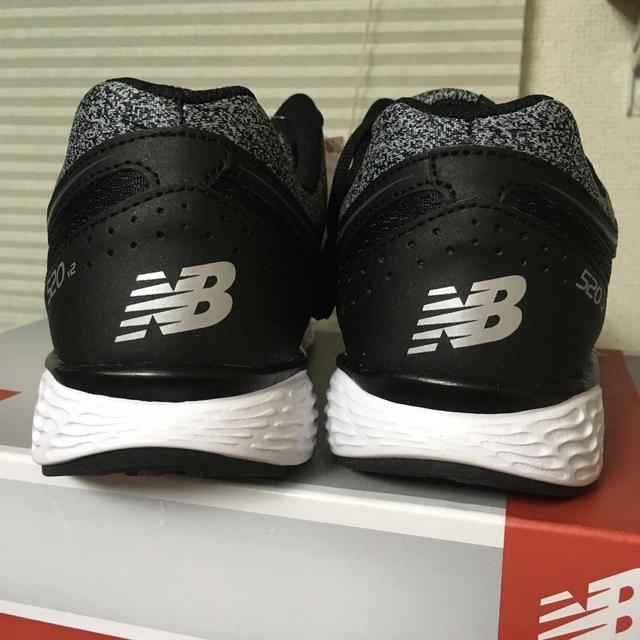 New Balance(ニューバランス)のnew balance M520 LH2 27.5cm 未使用 メンズの靴/シューズ(スニーカー)の商品写真