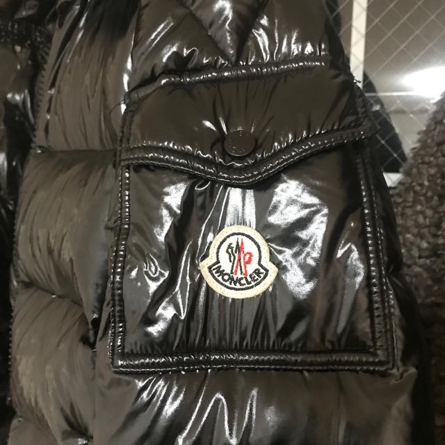 MONCLER(モンクレール)のMONCLER ダウンジャケット メンズのジャケット/アウター(ダウンジャケット)の商品写真