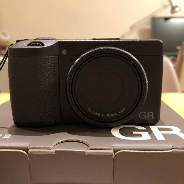 高質 RICOH - 【限定値下げ】RICOH GRIII GR3 予備バッテリー2個付き