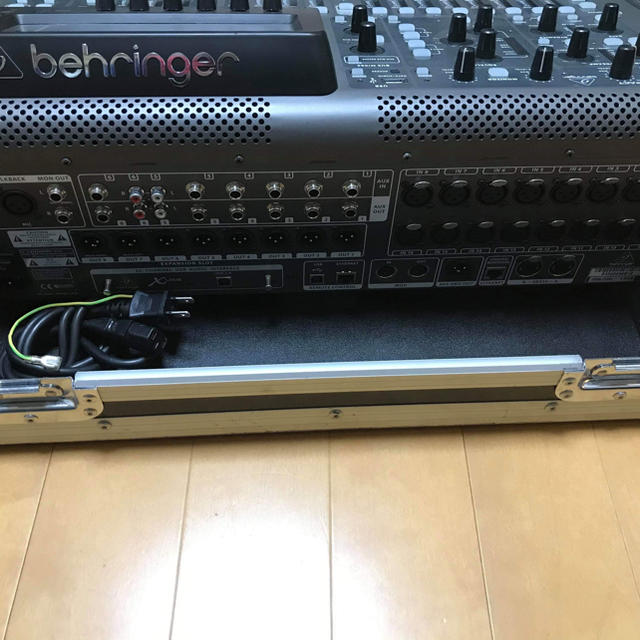 【とっさん様専用】BEHRINGER X32 COMPACT デジタルミキサー  楽器のレコーディング/PA機器(ミキサー)の商品写真