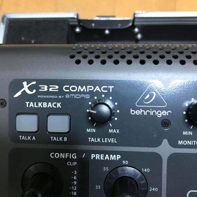 【とっさん様専用】BEHRINGER X32 COMPACT デジタルミキサー  楽器のレコーディング/PA機器(ミキサー)の商品写真