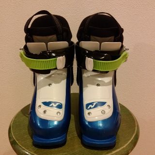 ノルディカ(NORDICA)のNORDICA キッズスキーブーツ 16〜17.5cm(ブーツ)