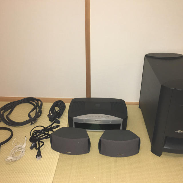 BOSE(ボーズ)のBOSE ホームシアターシステム３２１ スマホ/家電/カメラのオーディオ機器(スピーカー)の商品写真