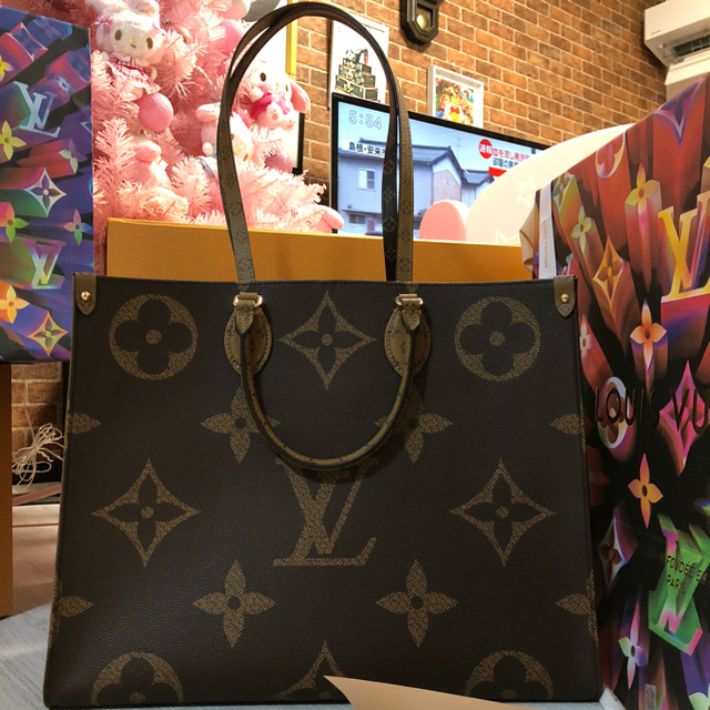 LOUIS VUITTON オンザゴー ＧＭ Ｍ44576 Xmasバージョン