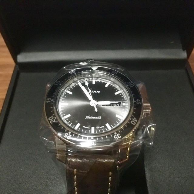 新品未使用品 sinn 104.st.sa.ia ジン 腕時計 レザーベルト