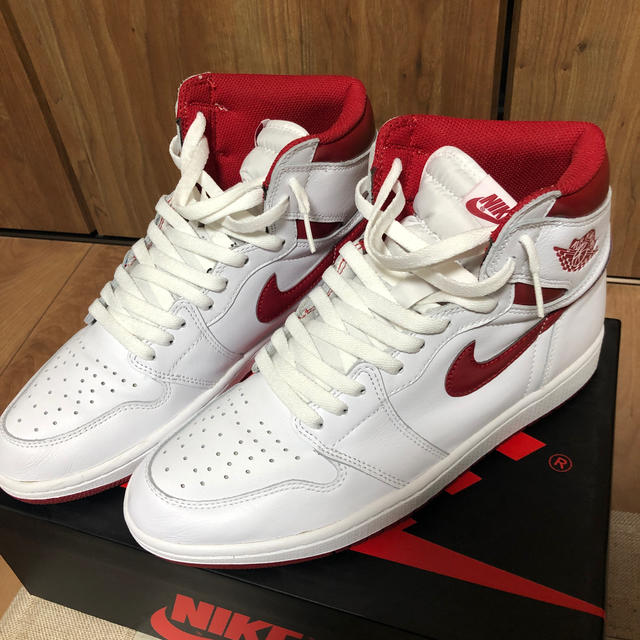 NIKE - Nike Air Jordan 1 metallic red 28.0cmの通販 by maruwrld ...