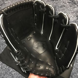 アンダーアーマー 硬式グローブ 投手用