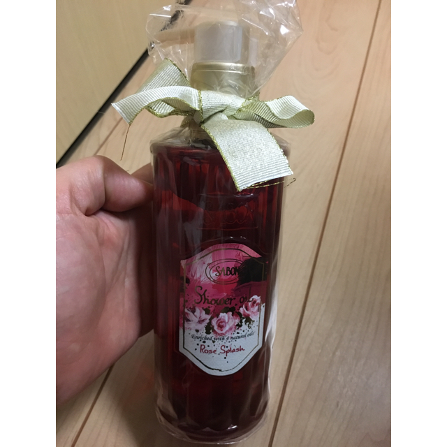 SABON(サボン)のお値下げ サボン ローズスプラッシュ  ボディソープ プレゼント用 コスメ/美容のボディケア(ボディソープ/石鹸)の商品写真