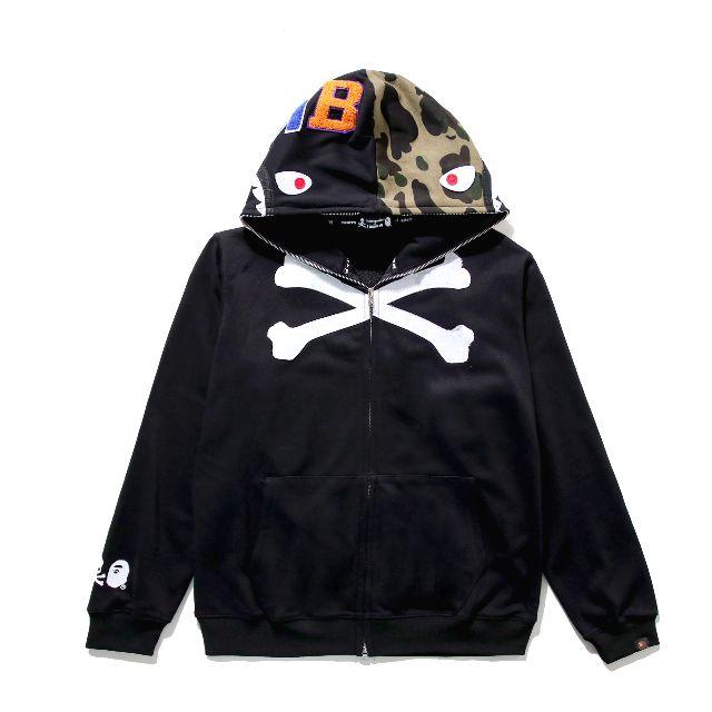 A BATHING APE(アベイシングエイプ)のA BATHING APE メンズのトップス(パーカー)の商品写真