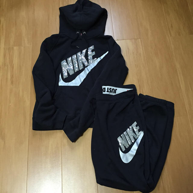 Nike ナイキ レディースセットアップの通販 By D ナイキならラクマ