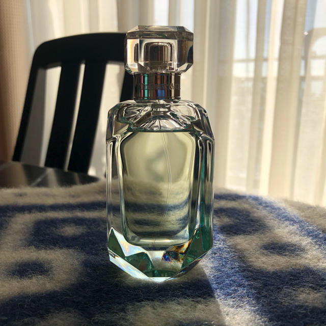 Tiffany & Co.(ティファニー)のティファニー　オードパルファム　インテンス75ml  コスメ/美容の香水(香水(女性用))の商品写真