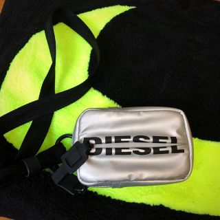 ディーゼル(DIESEL)のdiesel  ウォレットバッグ  美品  2019新作(ウエストポーチ)