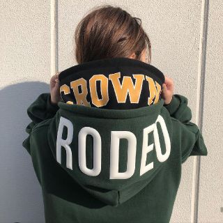 ロデオクラウンズワイドボウル(RODEO CROWNS WIDE BOWL)のお買い得♪グリーン 年末サニー恒例ファイナルダイナミックスペシャルセール対象商品(パーカー)