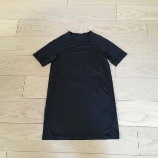 ユニクロ(UNIQLO)のUNIQLO カロリー消費インナー(Tシャツ/カットソー(半袖/袖なし))