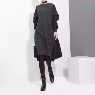 エイチアンドエム(H&M)の新品 デザイン異素材ワンピース   ブラック(ひざ丈ワンピース)