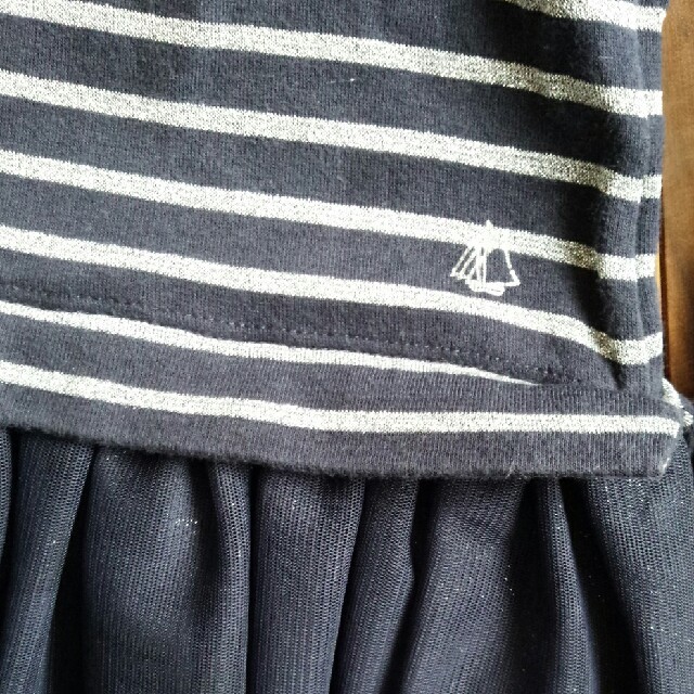 PETIT BATEAU(プチバトー)のプチバトー　ボーダーチュールワンピース キッズ/ベビー/マタニティのキッズ服女の子用(90cm~)(ワンピース)の商品写真