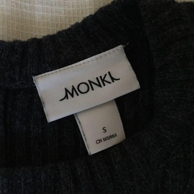 Monki(モンキ)のmonki リブニットワンピース グレー レディースのワンピース(ひざ丈ワンピース)の商品写真