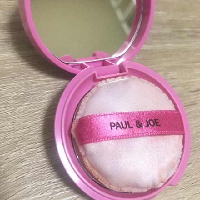 PAUL & JOE(ポールアンドジョー)のポルジョ 2018コフレ パウダー コスメ/美容のキット/セット(コフレ/メイクアップセット)の商品写真