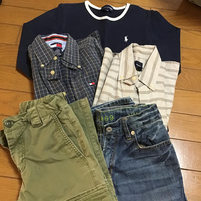 TOMMY HILFIGER(トミーヒルフィガー)の男児 まとめ売り シャツ パンツ 130〜140送料込み キッズ/ベビー/マタニティのキッズ服男の子用(90cm~)(その他)の商品写真