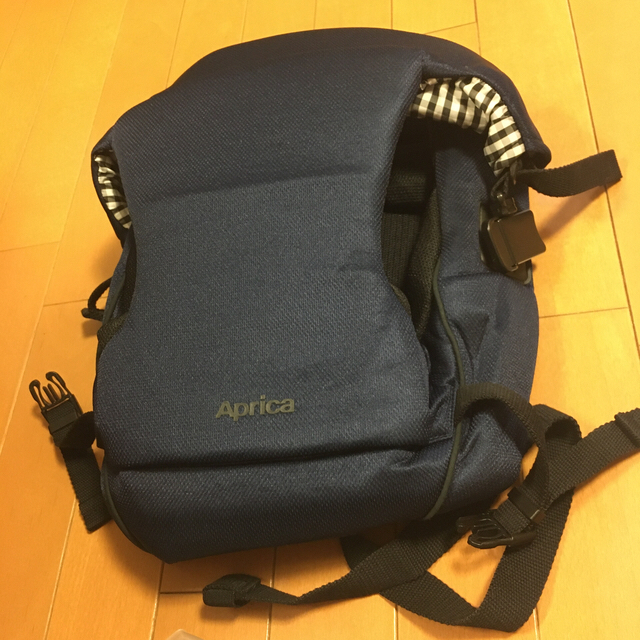 Aprica(アップリカ)のmai★様専用   イージータッチフィッタ キッズ/ベビー/マタニティの外出/移動用品(抱っこひも/おんぶひも)の商品写真