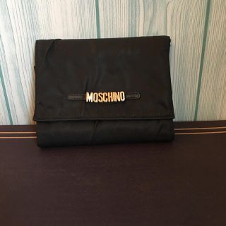 モスキーノ(MOSCHINO)のMOSCHINO 折り財布！ 処分価格 2300円！(財布)