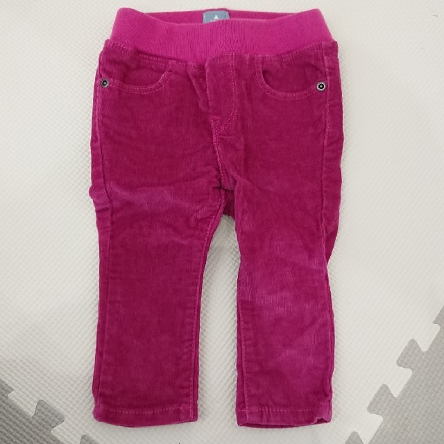 babyGAP(ベビーギャップ)のbabyGAP コーデュロイパンツ 70センチ キッズ/ベビー/マタニティのベビー服(~85cm)(パンツ)の商品写真