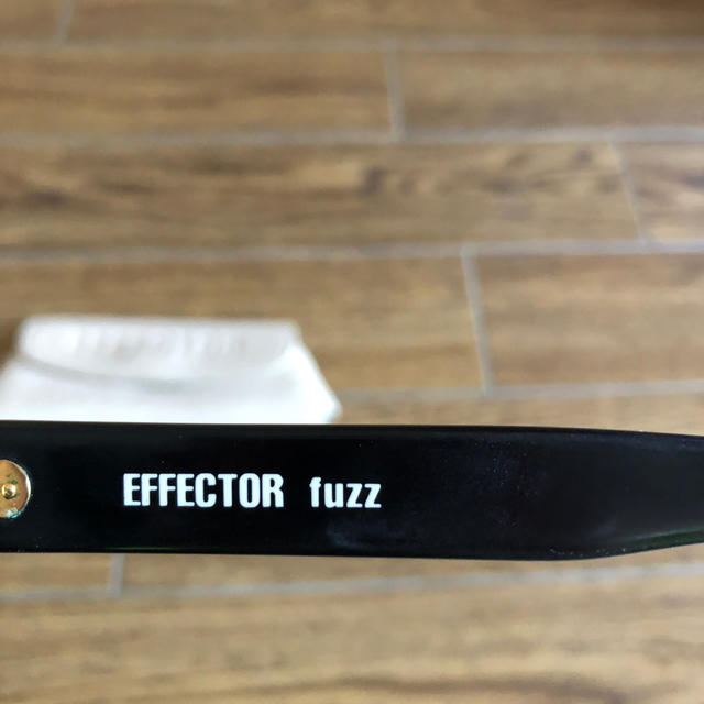 effector fuzz 10周年記念モデル effector メガネ