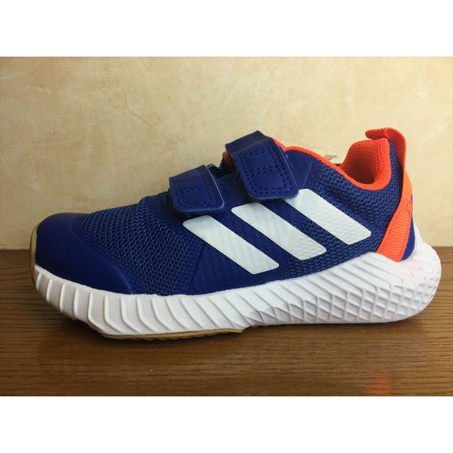 adidas(アディダス)のアディダス FortaGym CF K 靴 17,0cm 新品 (130) キッズ/ベビー/マタニティのキッズ靴/シューズ(15cm~)(スニーカー)の商品写真