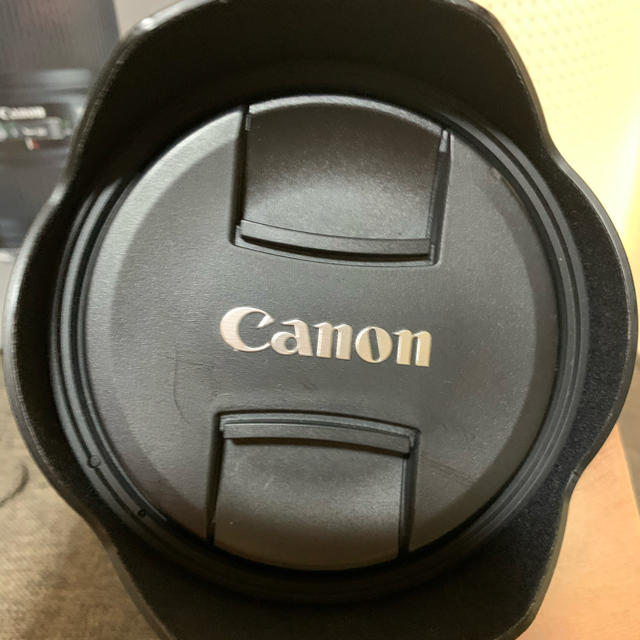 Canon(キヤノン)のCanon EF16-35F4L IS USM スマホ/家電/カメラのカメラ(レンズ(ズーム))の商品写真